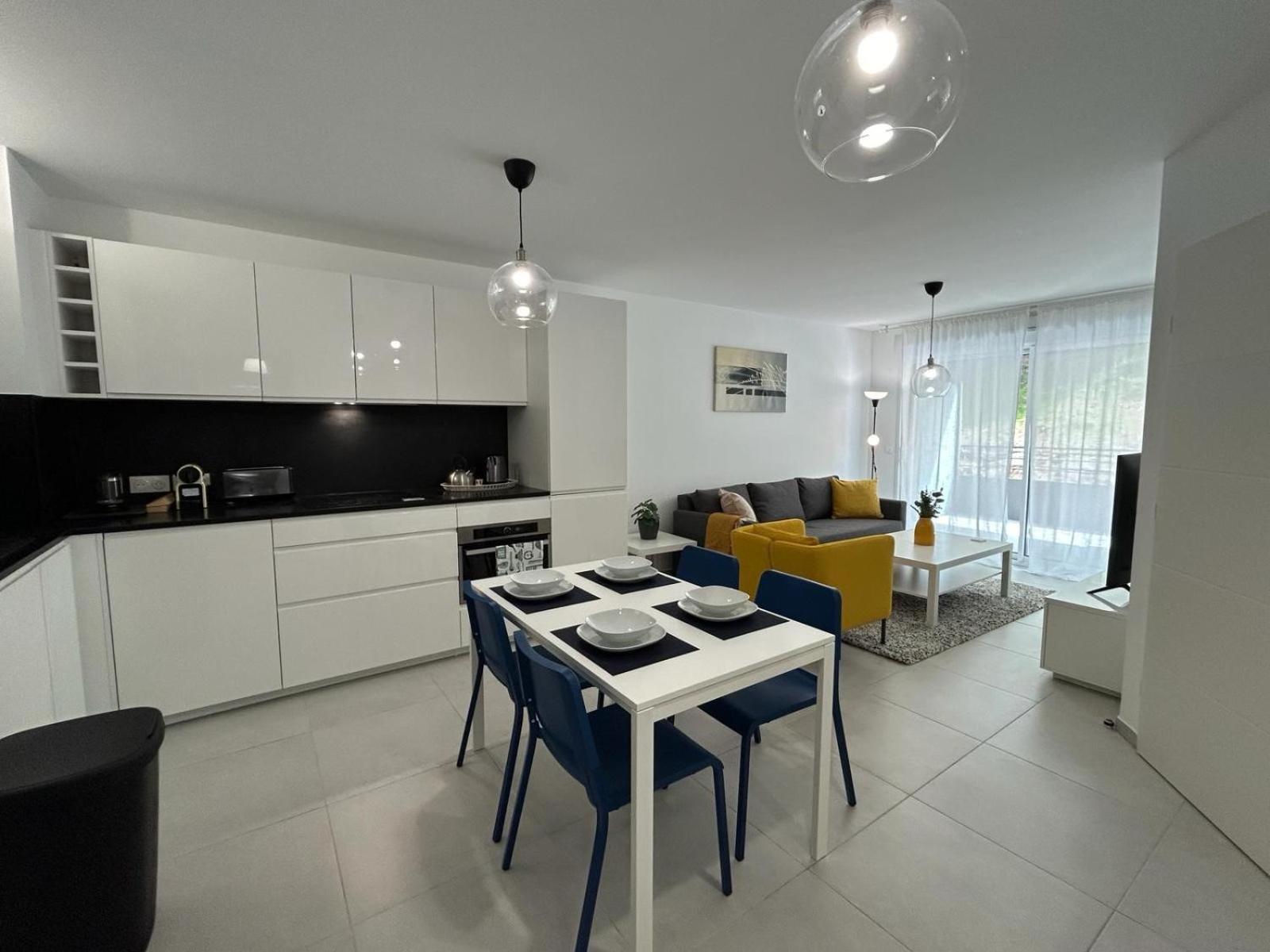 Fabron Hills Apartment Ница Екстериор снимка